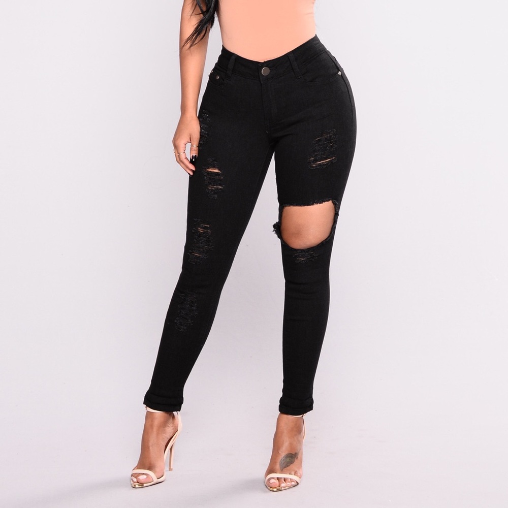 Fashion Nova black ripped jeans